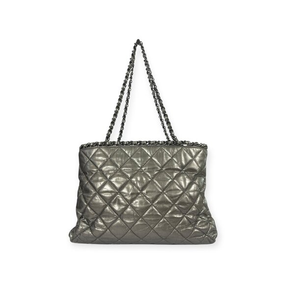 CHANEL Chain Me Tote Silver Metallic Leather CC Quilted Tote Shoulder Bag Pewter - Picture 3 of 11